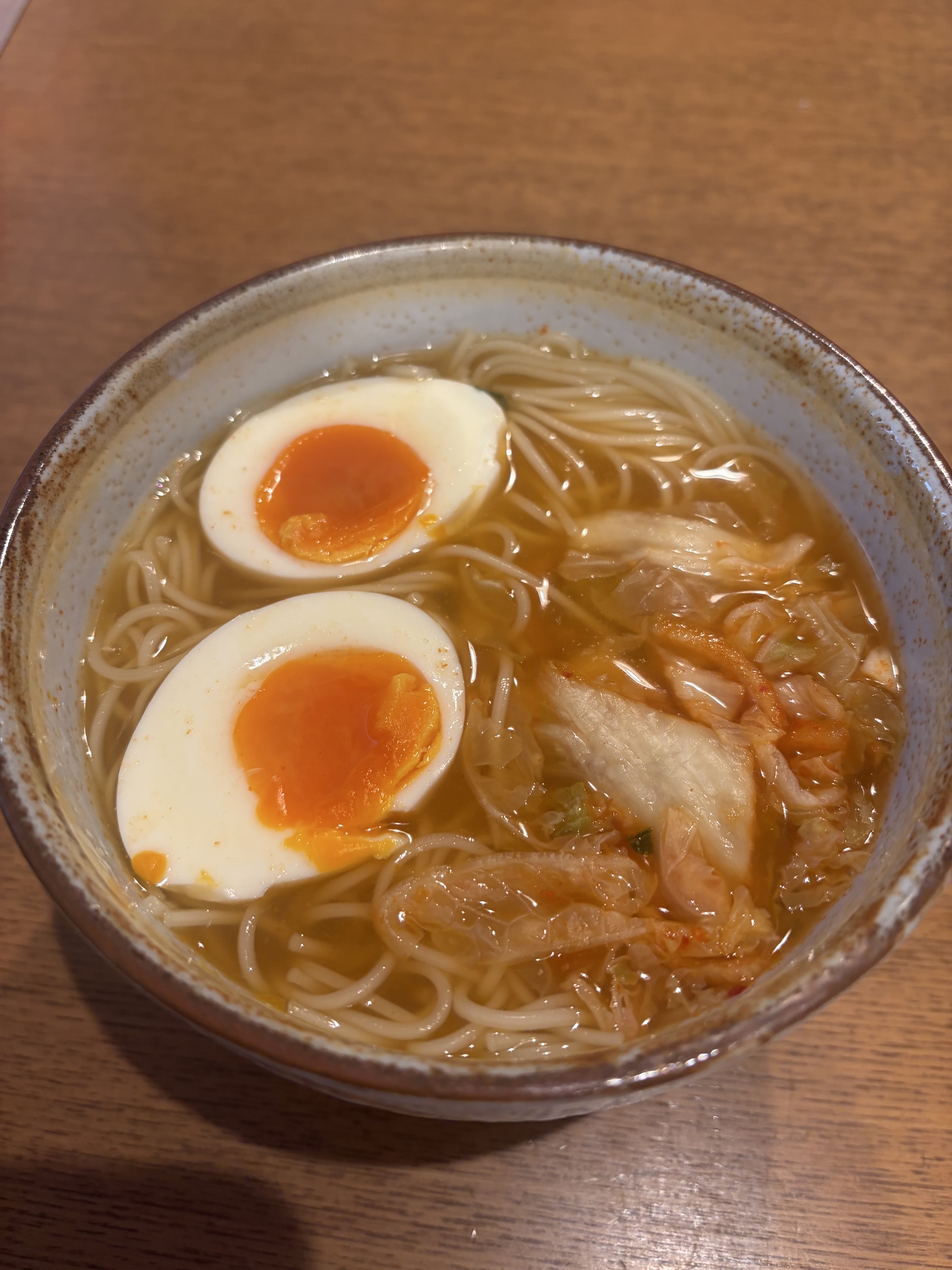 スパイシーククスを食べてみたら、ほぼそうめんだった
